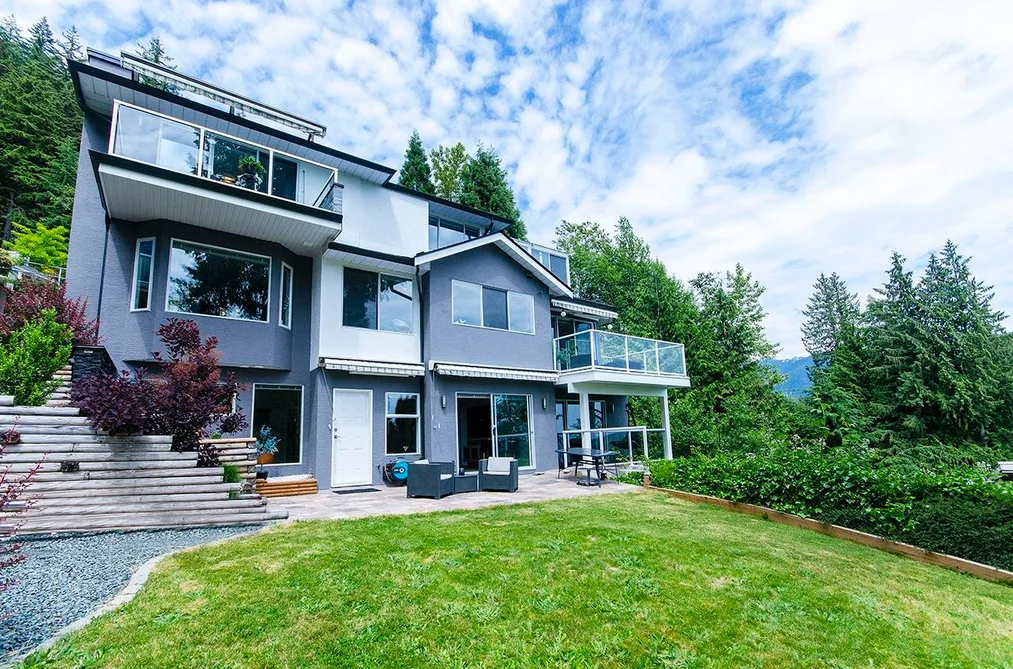 House for sale at 1241 Coleman Street North Vancouver British Columbia - MLS: R3108146