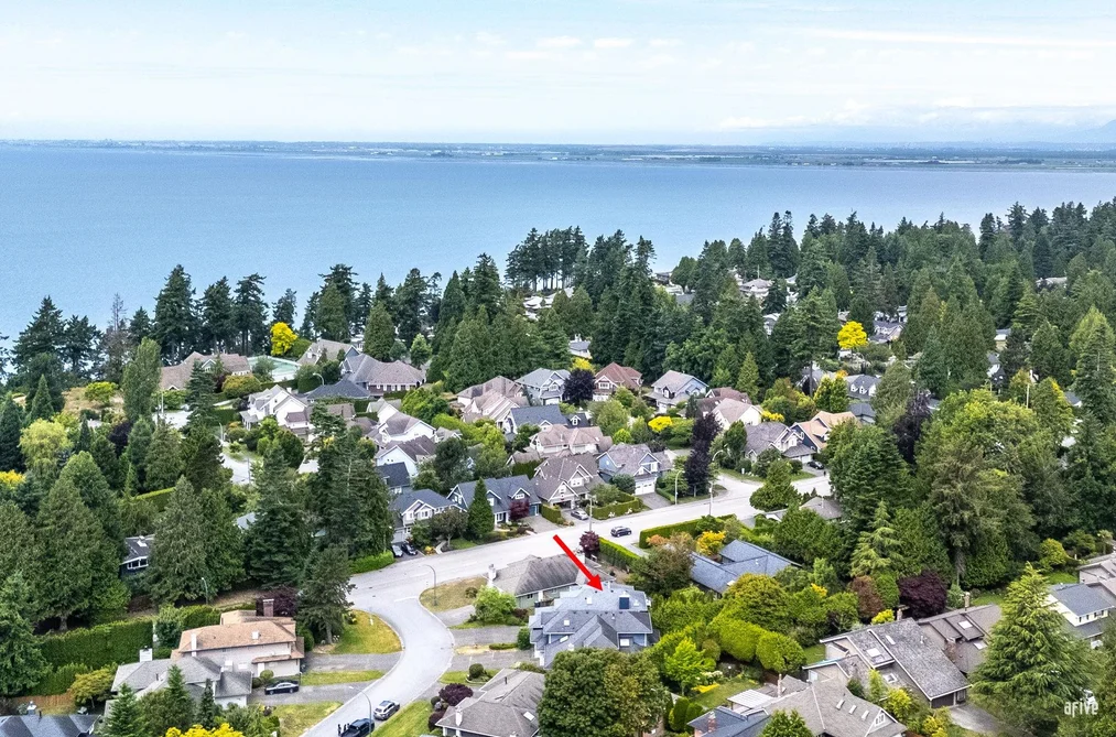 House for sale at 12411 Ocean Breeze Place Surrey British Columbia - MLS: R3092567