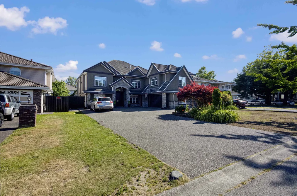 12420 90A AVENUE, Surrey BC V3V 6T3, Surrey BC — Residential for Sale — Photo 7 of 40