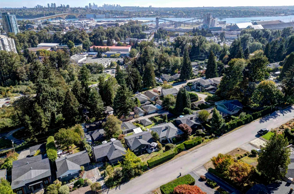 House for sale at 1243 Cloverley Street North Vancouver British Columbia - MLS: R3167265
