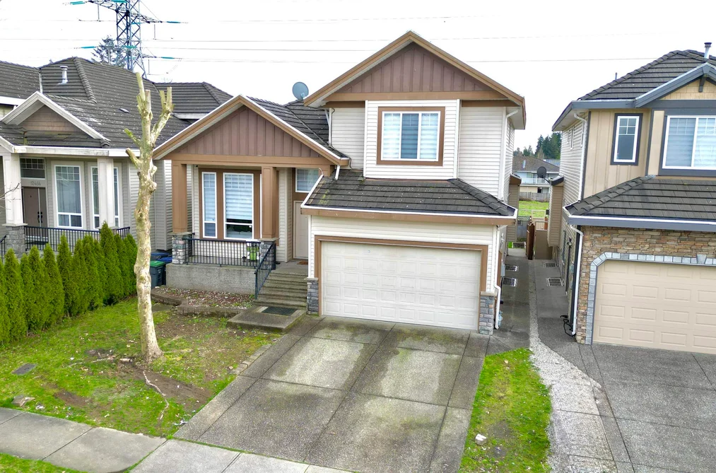 12458 74 AVENUE, Surrey BC V3W 1P2, Surrey BC — Residential for Sale - Photo 2