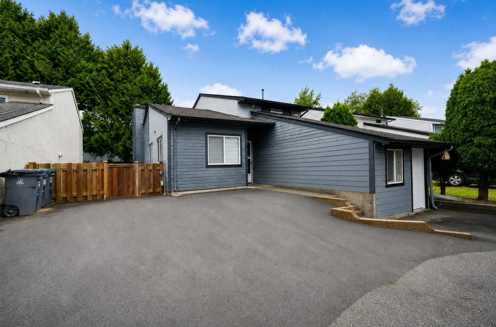 12458 76B AVENUE, Surrey BC V3W 7W6, Surrey BC — Residential for Sale — Photo 3 of 14