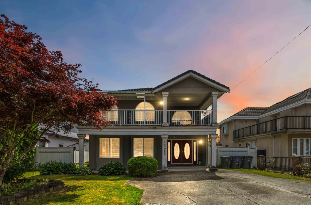 House for sale at 12466 76 Avenue Surrey British Columbia - MLS: R3134571