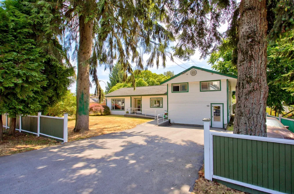 House for sale at 12488 92 Avenue Surrey British Columbia - MLS: R3148700