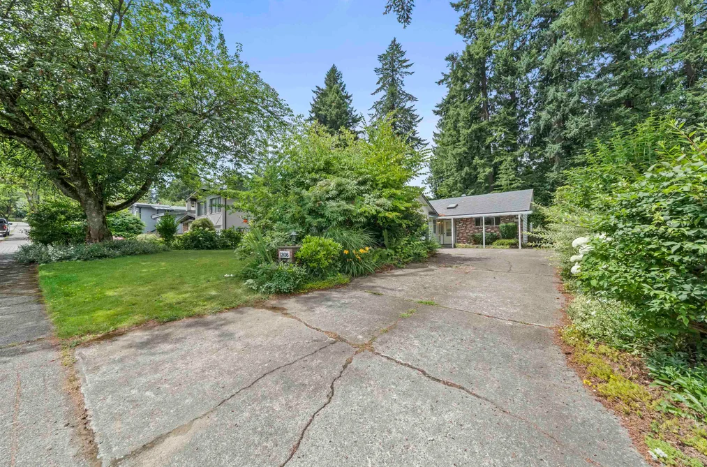 12495 CARLTON STREET, Maple Ridge, BC — Residential for Sale - Photo 2
