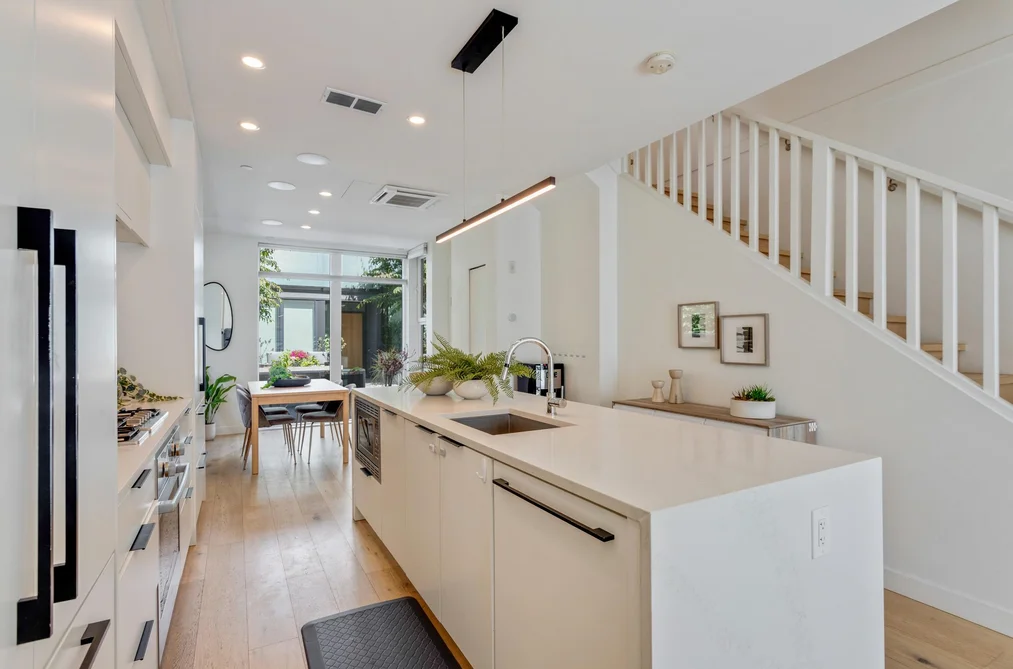 Townhouse for sale at 125 649 E 3rd Street North Vancouver British Columbia - MLS: R3136988