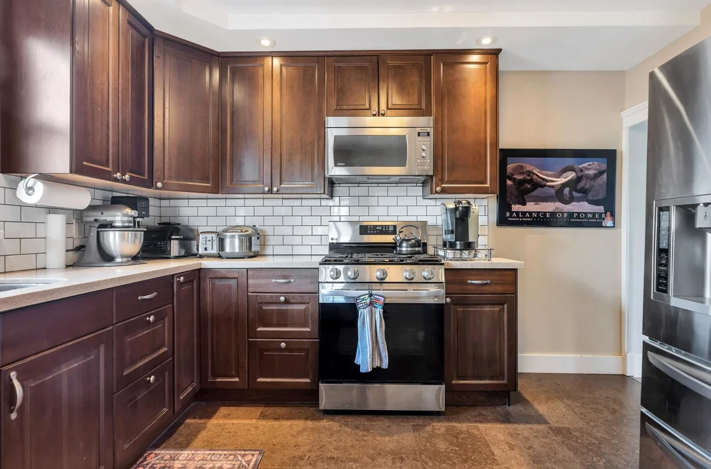 125 N GILMORE AVENUE, Burnaby BC V5C 1V6, Burnaby BC — Residential for Sale - Photo 6