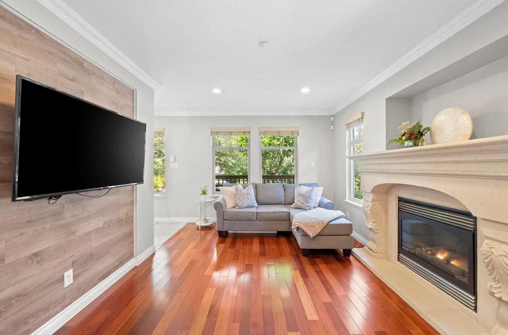 1252 E 11TH AVENUE, Vancouver BC V5T 2G3, Vancouver BC — Residential for Sale — Photo 4 of 30