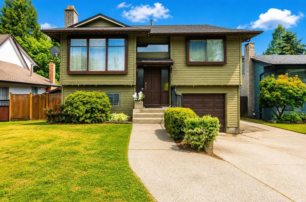 1252 VICTORIA DRIVE, Port Coquitlam, BC — Residential for Sale - Main Photo