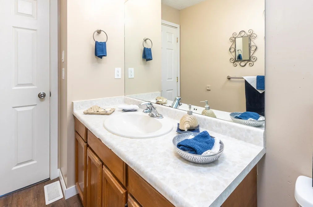 1252 VICTORIA DRIVE, Port Coquitlam, BC — Residential for Sale — Photo 15 of 34