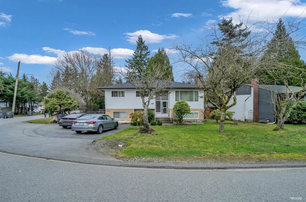 House for sale at 12521 Grove Crescent Surrey British Columbia - MLS: R3168851