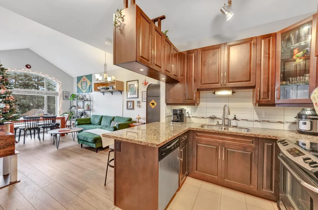 Condo for sale at 12525 190a Street Pitt Meadows British Columbia - MLS: R3102540