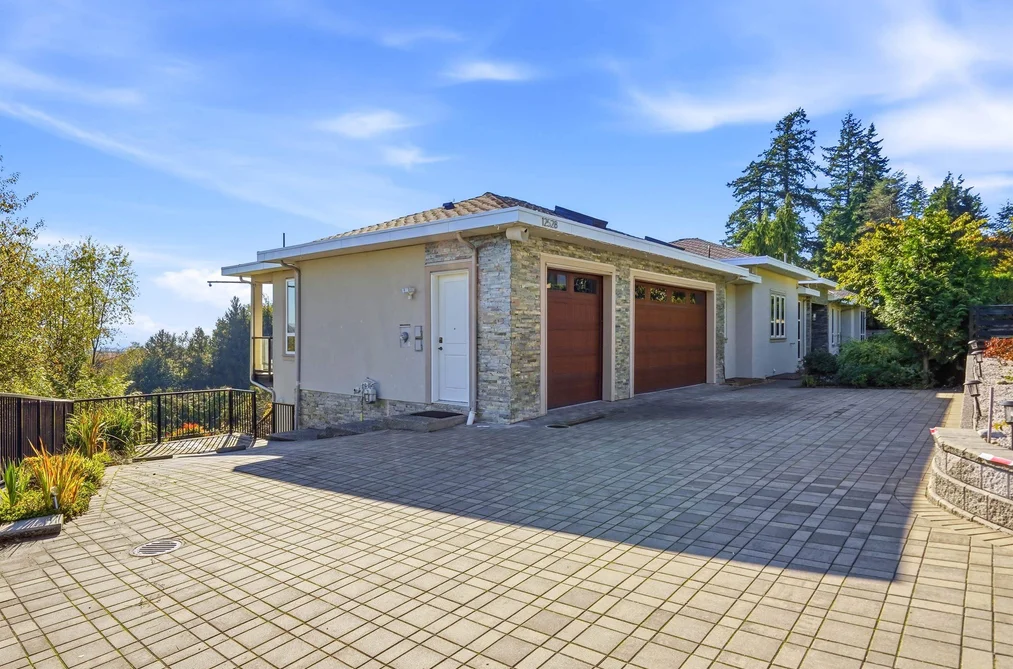 12528 52A Avenue, Surrey, BC - House for Sale - Photo 33 of 40 12528 52A Avenue, Surrey, BC - House for Sale - Photo 33 of 40