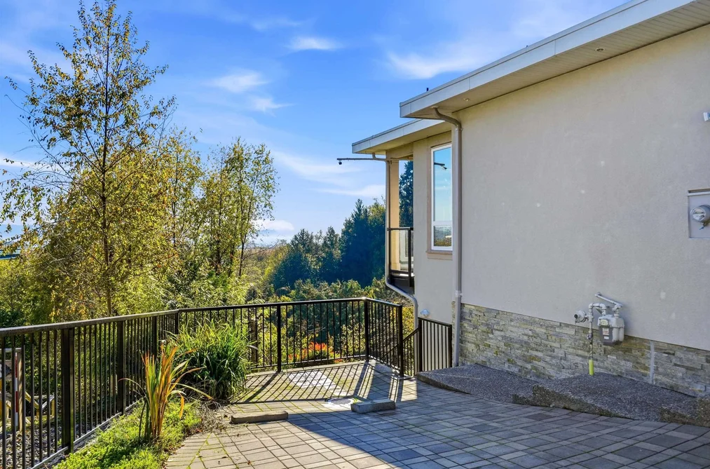 12528 52A Avenue, Surrey, BC - House for Sale - Photo 39 of 40 12528 52A Avenue, Surrey, BC - House for Sale - Photo 39 of 40