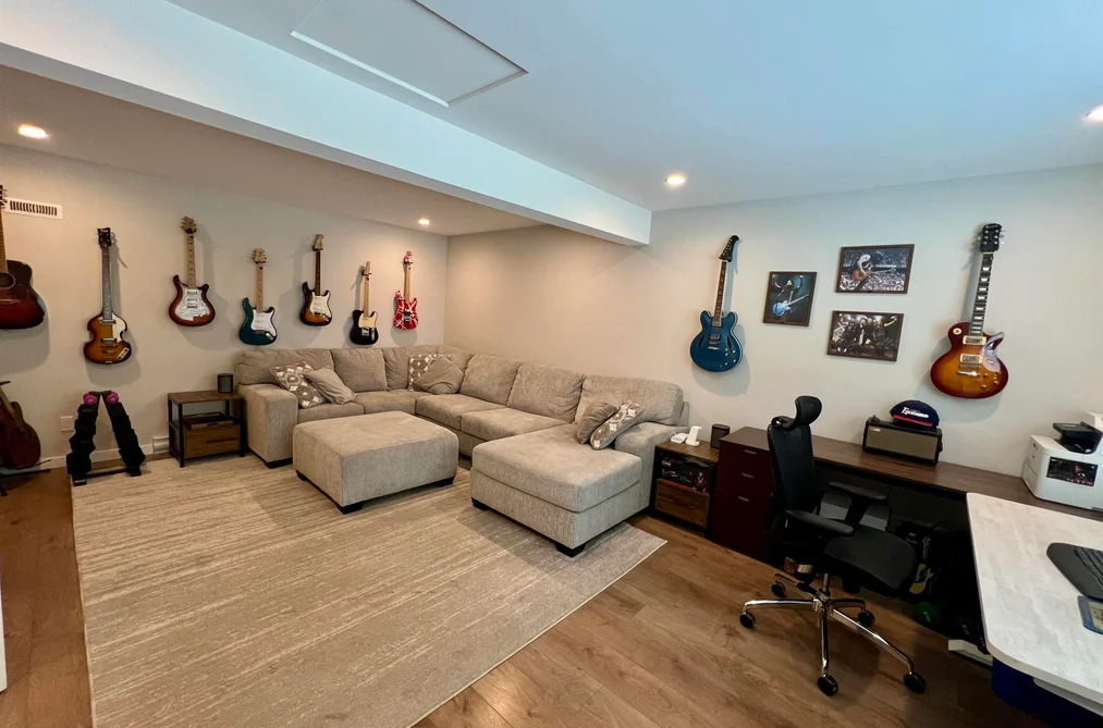1253 BLUFF DRIVE, Coquitlam BC V3E 1L6, Coquitlam BC — Residential for Sale — Photo 16 of 22