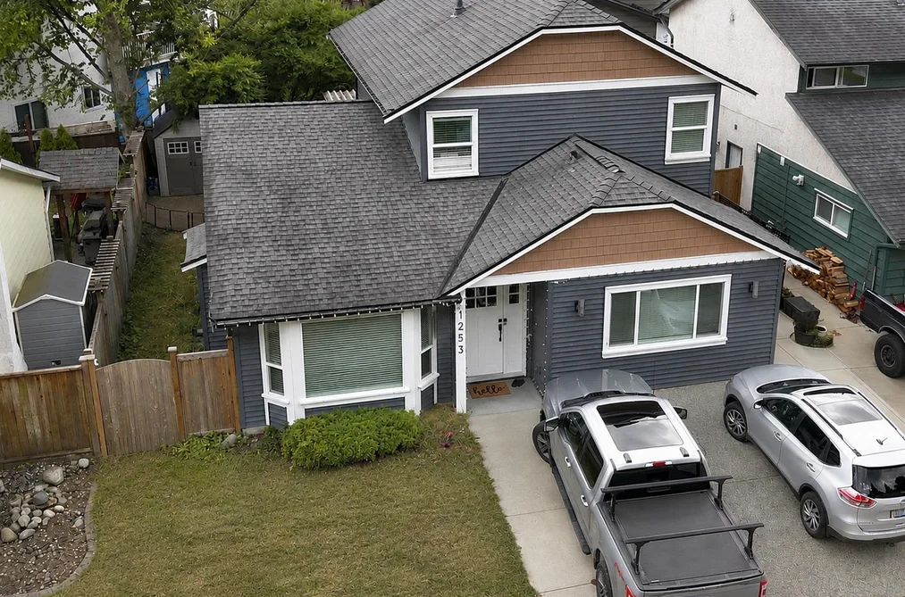 1253 BLUFF DRIVE, Coquitlam BC V3E 1L6, Coquitlam BC — Residential for Sale — Photo 3 of 22