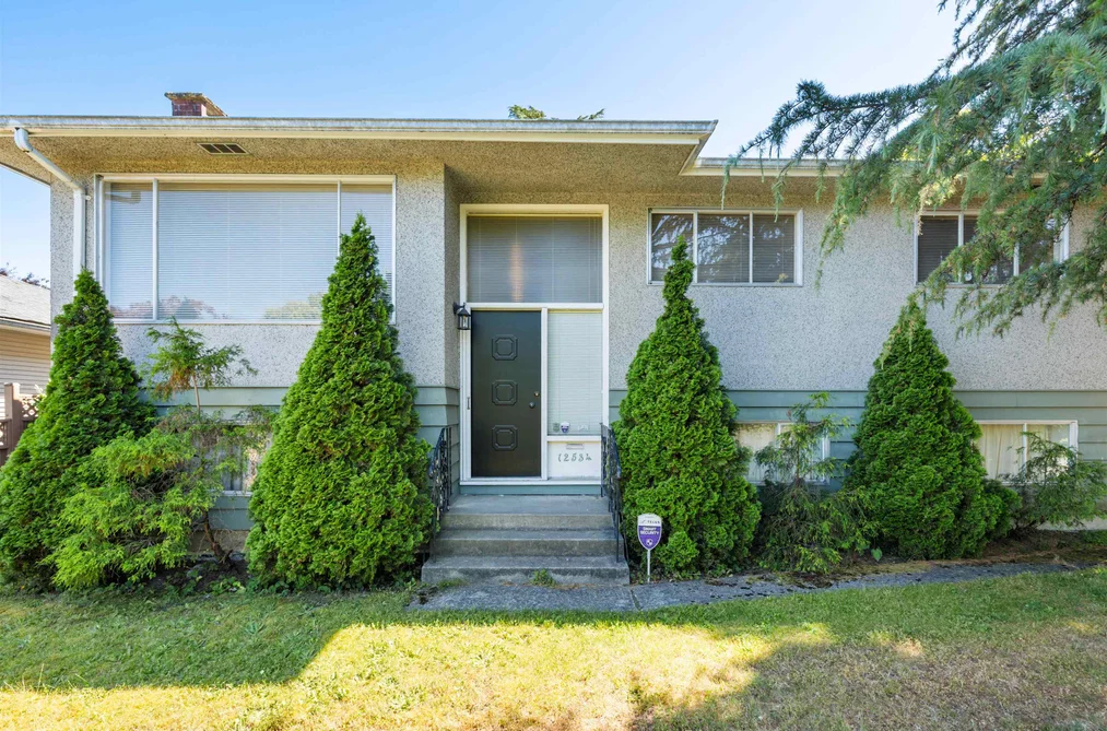 House for sale at 12534 Grove Crescent Surrey British Columbia - MLS: R3139374