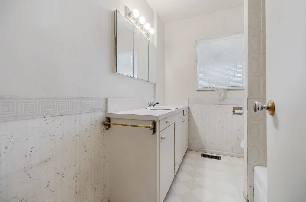 12534 GROVE CRESCENT, Surrey BC V3V 2L7, Surrey BC — Residential for Sale — Photo 17 of 31