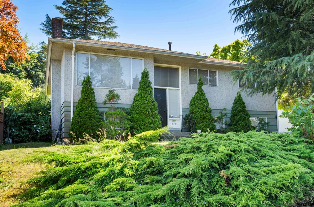 12534 GROVE CRESCENT, Surrey BC V3V 2L7, Surrey BC — Residential for Sale — Photo 3 of 31