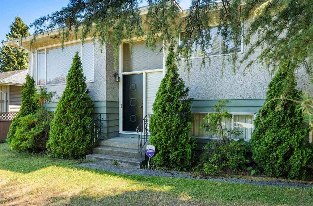 12534 GROVE CRESCENT, Surrey BC V3V 2L7, Surrey BC — Residential for Sale — Photo 5 of 31