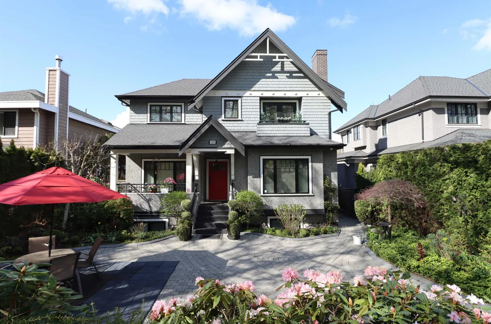 House for sale at 1255 W 26th Avenue Vancouver British Columbia - MLS: R3112868