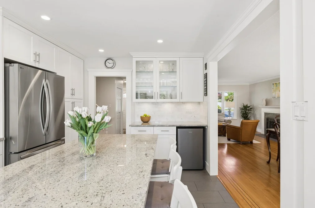 1256 EASTVIEW ROAD, North Vancouver BC V7J 1L6, North Vancouver BC — Residential for Sale - Photo 4