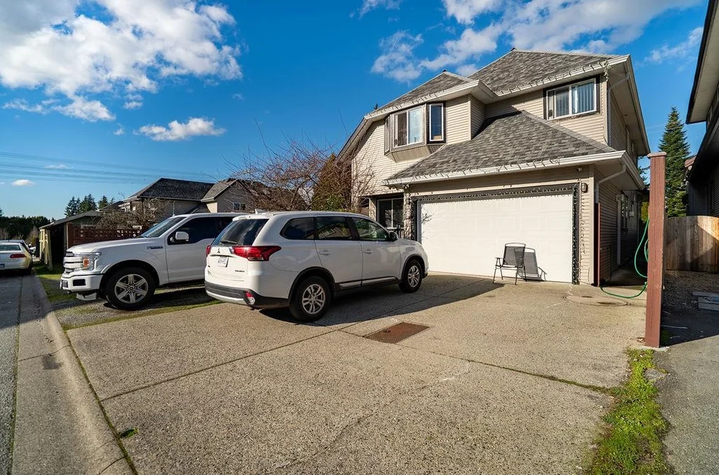 House for sale at 12560 64 Avenue Surrey British Columbia - MLS: R3085069