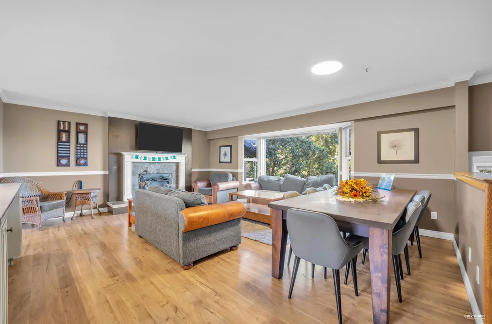 12580 243 STREET, Maple Ridge BC V2W 1C4, Maple Ridge BC — Residential for Sale - Photo 4