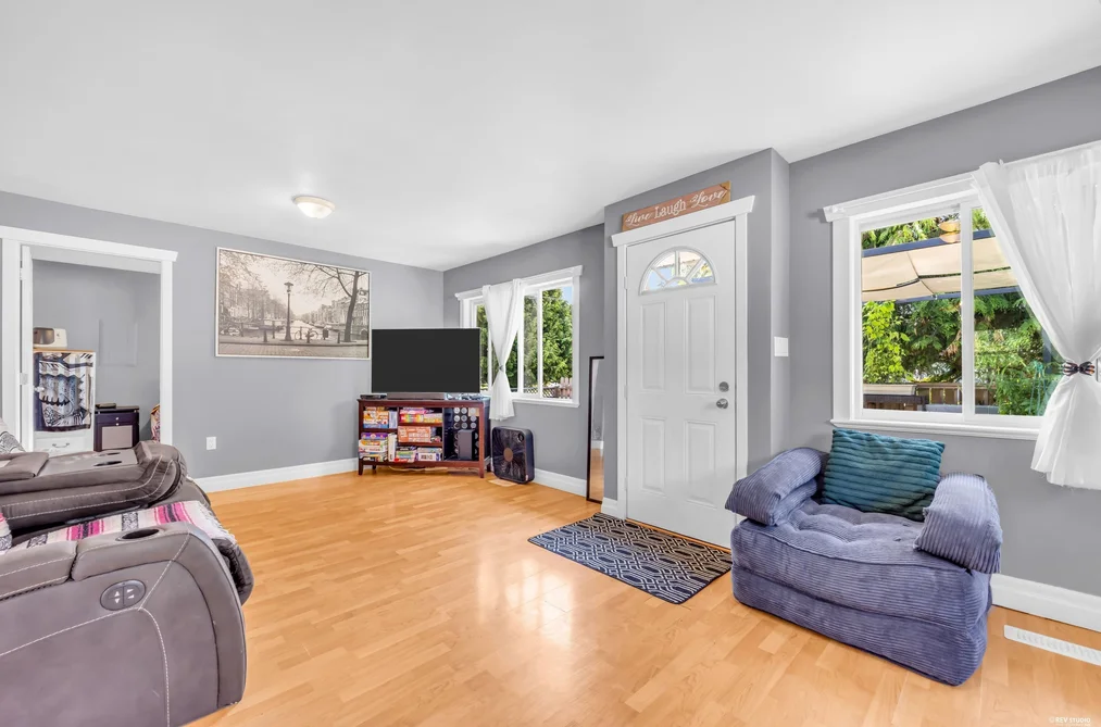 12587 113 AVENUE, Surrey, BC — Residential for Sale — Photo 16 of 34