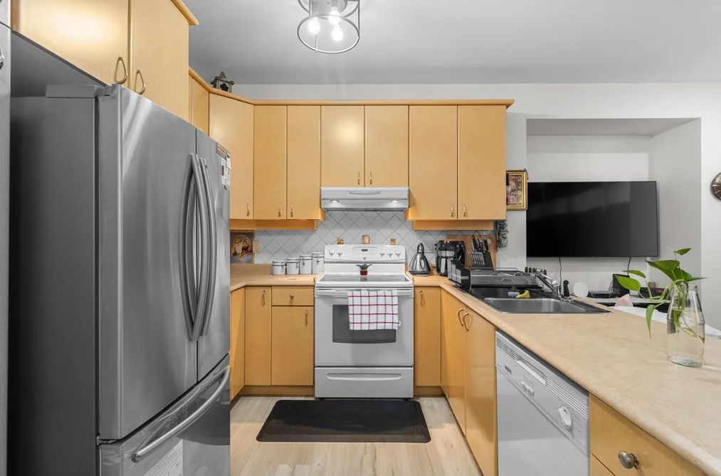 12625 HAMPTON COURT, Surrey BC V3W 1N2, Surrey BC — Residential for Sale - Photo 6