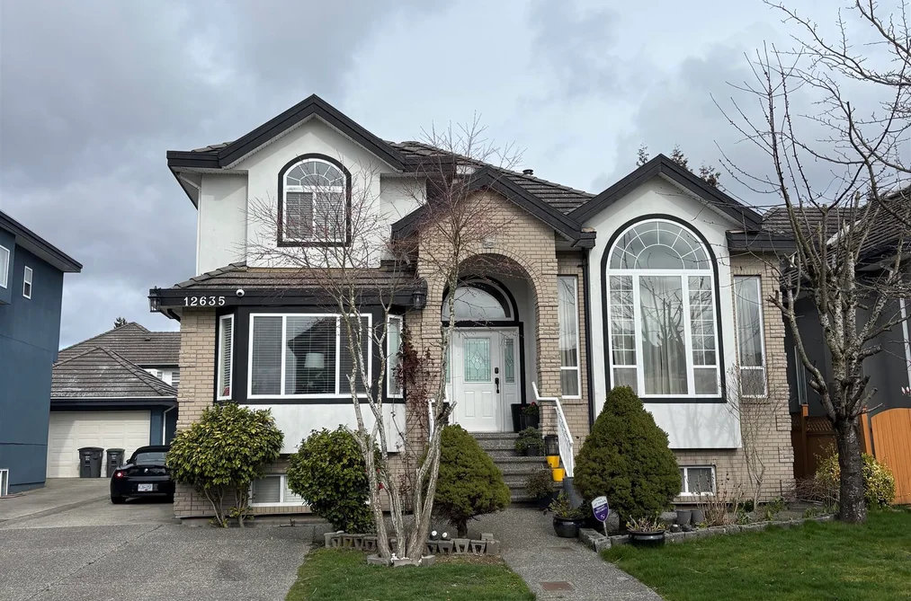 House for sale at 12635 67a Avenue Surrey British Columbia - MLS: R3097317