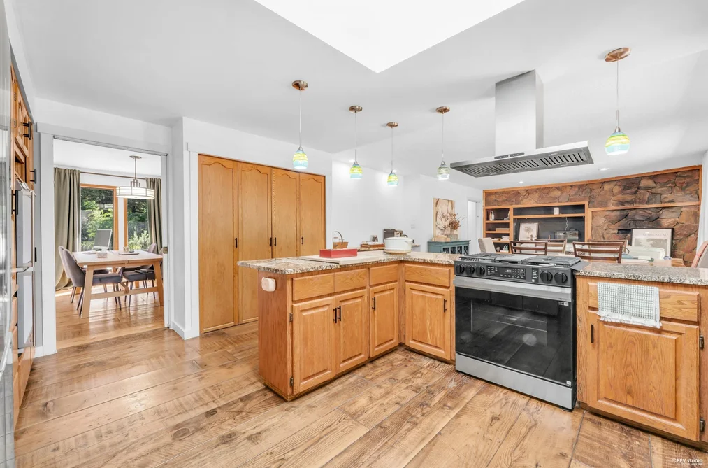 12643 GARIBALDI STREET, Maple Ridge BC V2W 1N5, Maple Ridge BC — Residential for Sale - Photo 4
