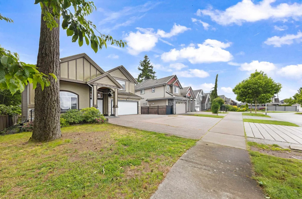 12646 60A AVENUE, Surrey BC V3X 0A7, Surrey BC — Residential for Sale - Photo 2