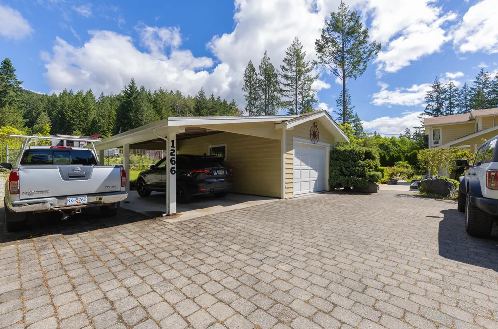1266 REED ROAD, Gibsons BC V0N 1V7, Gibsons BC — Residential for Sale — Photo 17 of 34