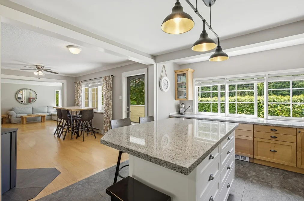 1266 REED ROAD, Gibsons BC V0N 1V7, Gibsons BC — Residential for Sale — Photo 8 of 34
