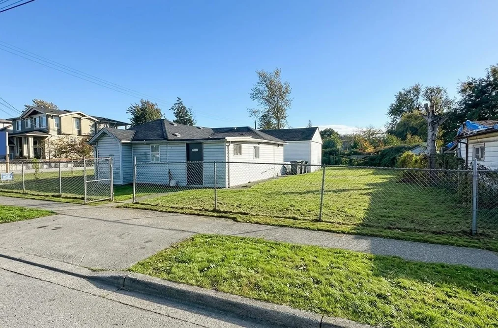 12666 114 Ave, Surrey, BC - MLS: R3172893