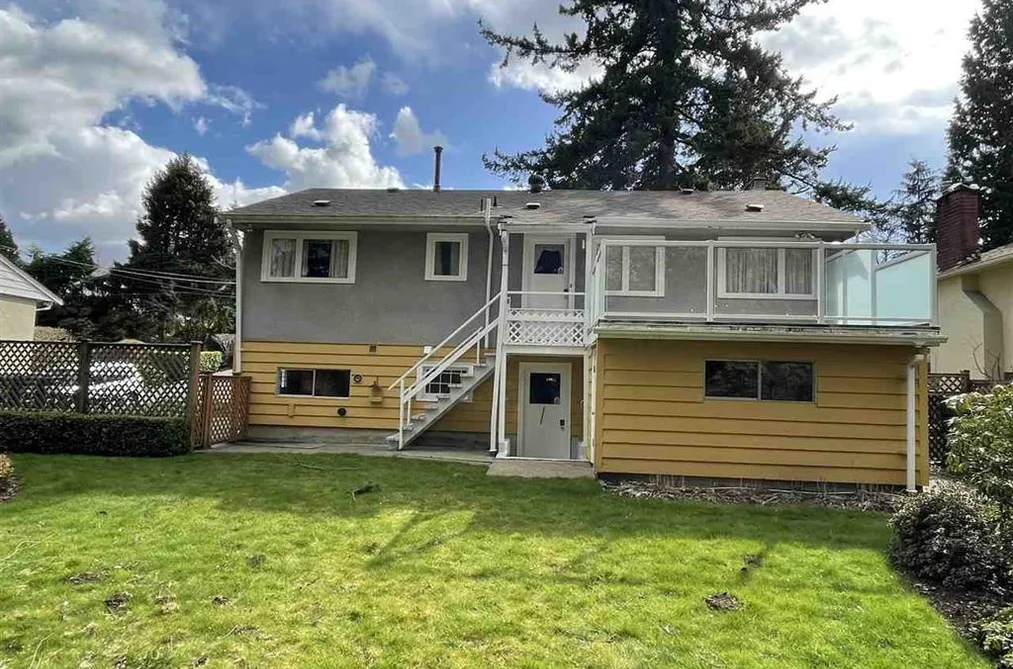 12677 98 AVENUE, Surrey BC V3V 2K7, Surrey BC — Residential for Sale - Photo 2