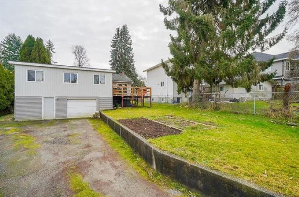 12679 97A AVENUE, Surrey BC V3V 2H6, Surrey BC — Residential for Sale - Photo 2