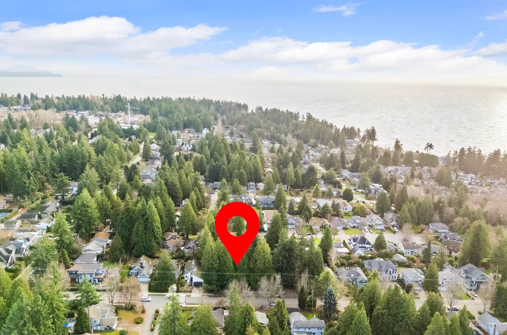 12686 20 AVENUE, Surrey BC V4A 1Y6, Surrey BC — Residential for Sale - Photo 2