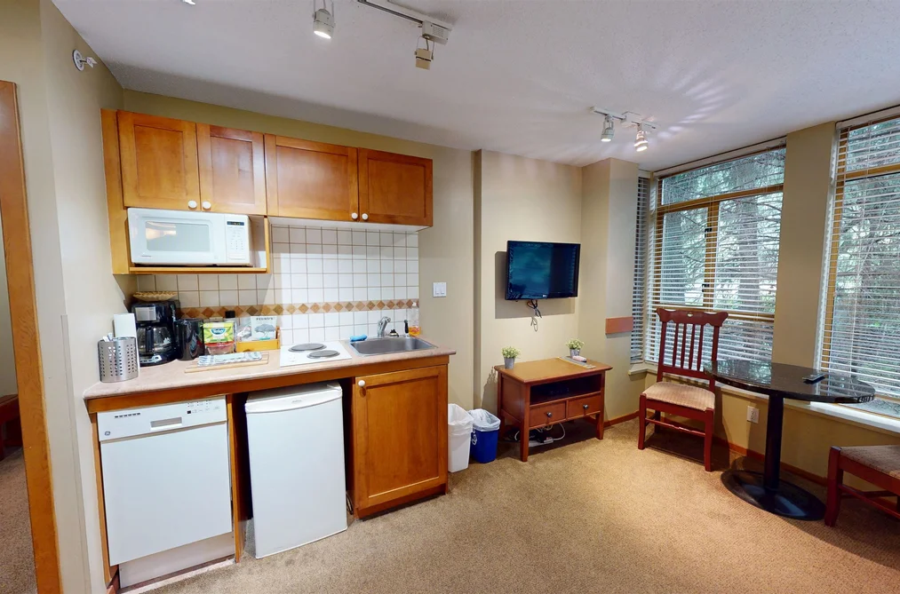 127 4315 NORTHLANDS BOULEVARD, Whistler BC V8E 1C1, Whistler BC — Residential for Sale — Photo 3 of 11
