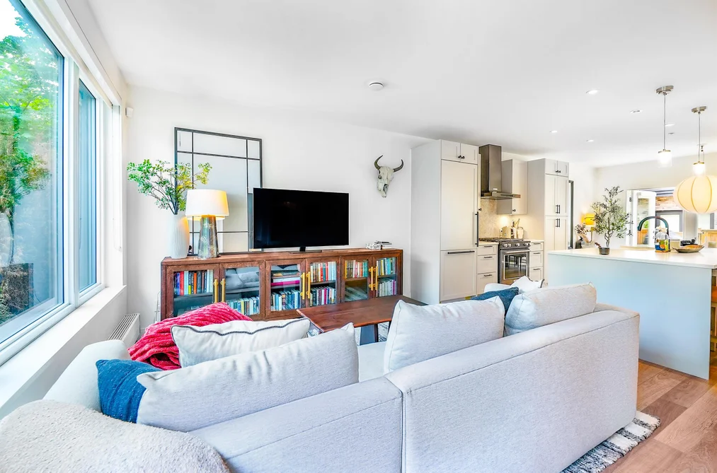 Townhouse for sale at 127 525 E 2nd Street North Vancouver British Columbia - MLS: R3156600