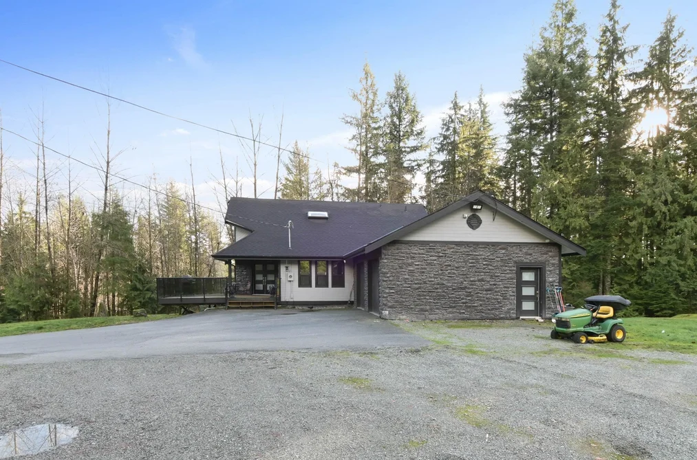 12707 BLUE MOUNTAIN CRESCENT, Maple Ridge BC V2W 1N7, Maple Ridge BC — Residential for Sale - Photo 2