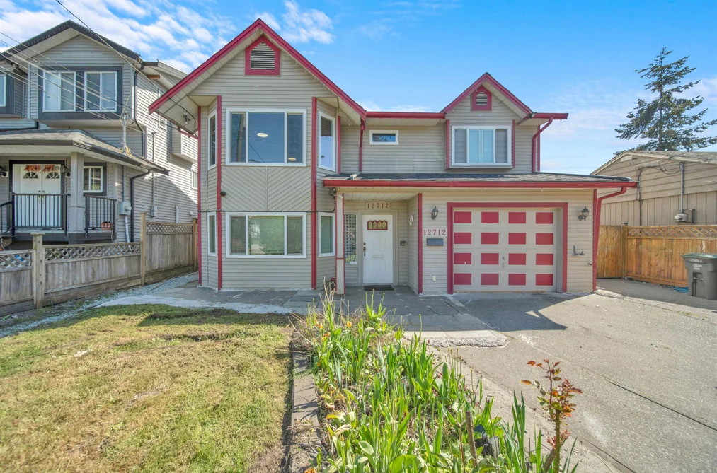 House for sale at 12712 113a Avenue Surrey British Columbia - MLS: R3133126