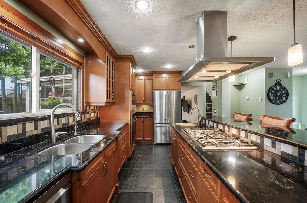 12737 DRUMMOND PLACE, Surrey BC V3V 6G4, Surrey BC — Residential for Sale — Photo 11 of 35