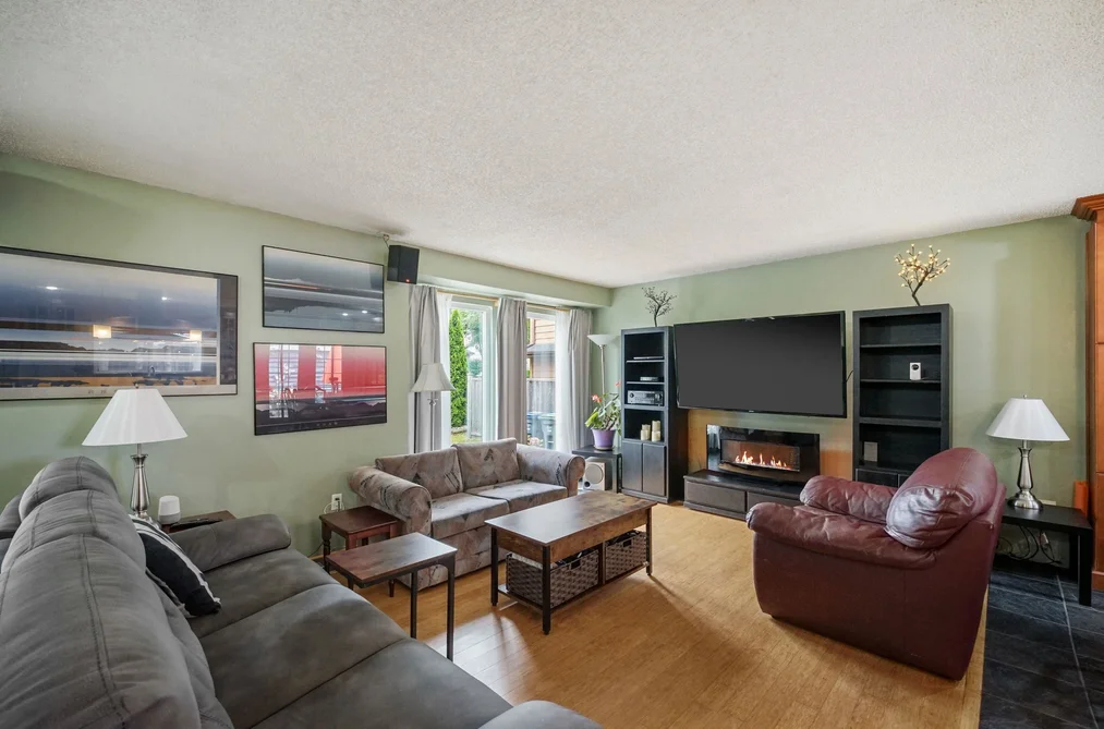 12737 DRUMMOND PLACE, Surrey BC V3V 6G4, Surrey BC — Residential for Sale — Photo 6 of 35