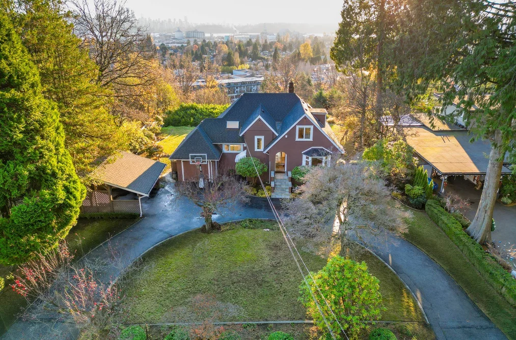 House for sale at 1275 W Keith Road North Vancouver British Columbia - MLS: R3097604