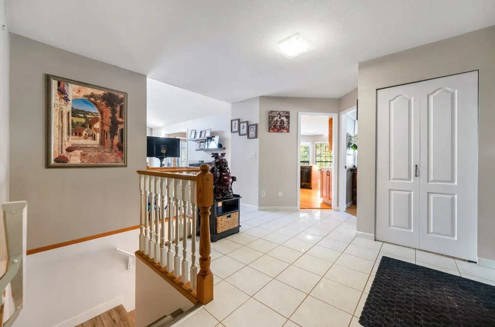 12753 261 STREET, Maple Ridge BC V2W 1C3, Maple Ridge BC — Residential for Sale - Photo 2