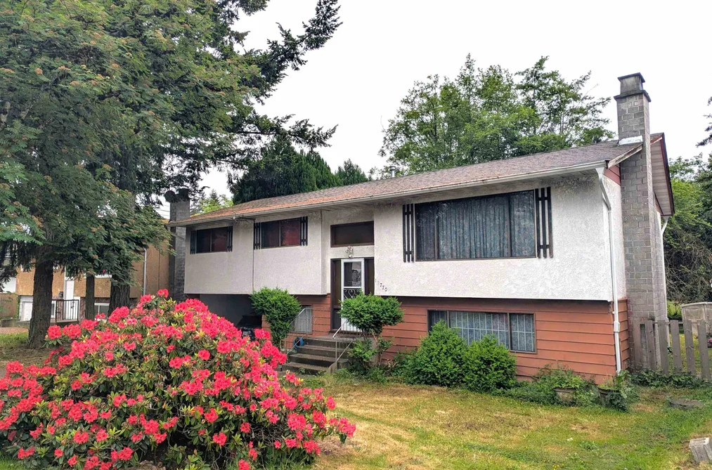 House for sale at 12770 102 Avenue Surrey British Columbia - MLS: R3126791