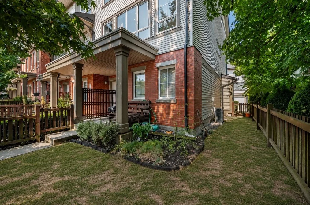 Townhouse for sale at 128 19505 68a Avenue Surrey British Columbia - MLS: R3157205