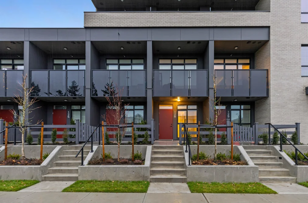 Condo for sale at 128 8509 158 Street Surrey British Columbia - MLS: R3073812